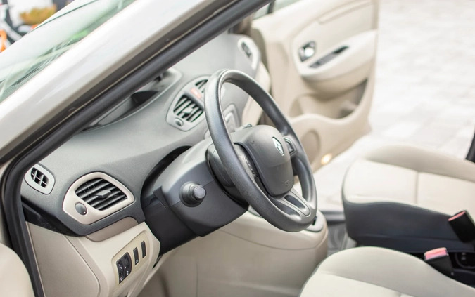 Renault Scenic cena 24950 przebieg: 243550, rok produkcji 2010 z Nisko małe 781